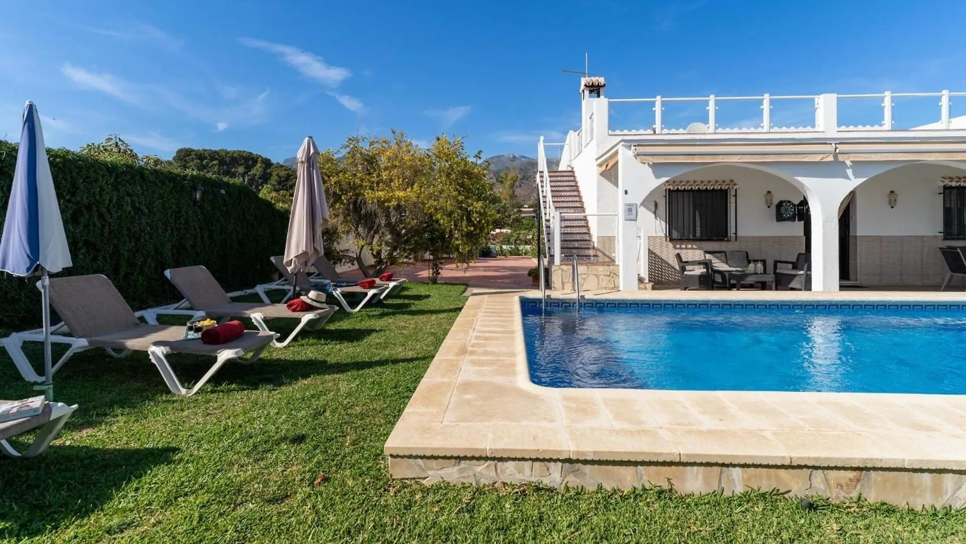Ferienhaus Mit Privatpool Fuer 6 Personen Ca 117 Qm In Nerja, Andalusien Costa Del Sol 別荘 ネルハ